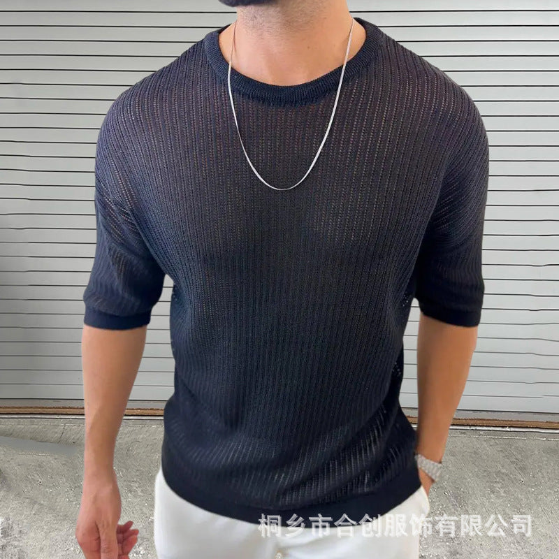 Dünnes Oberteil mit hohlem Rundhalsausschnitt und kurzen Ärmeln