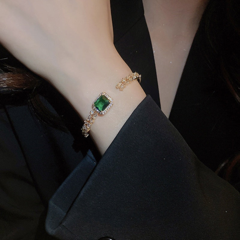 Emerald Open-ended Bracelet Light Luxury Temperament