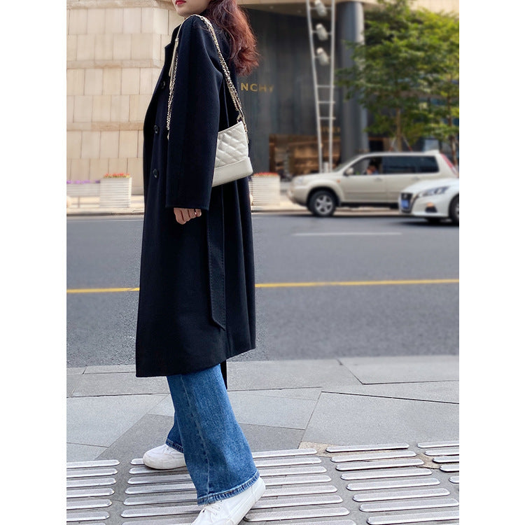 Manteau de transport en cachemire à manches raglan et effet ondulé