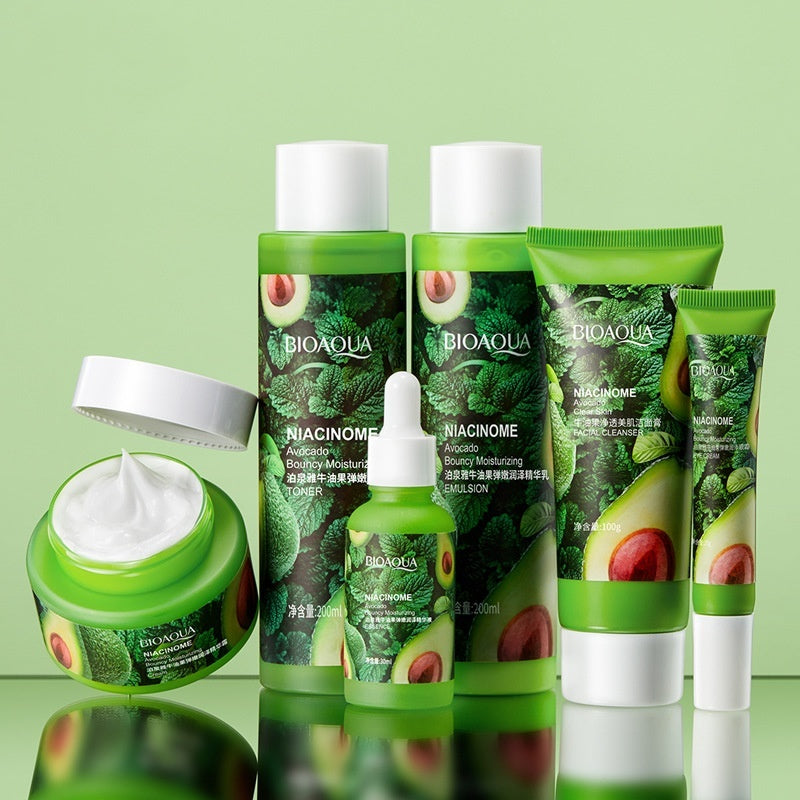 Avocado Elastic Moisturizing Suit Feuchtigkeitsspendende Hautpflegeprodukte