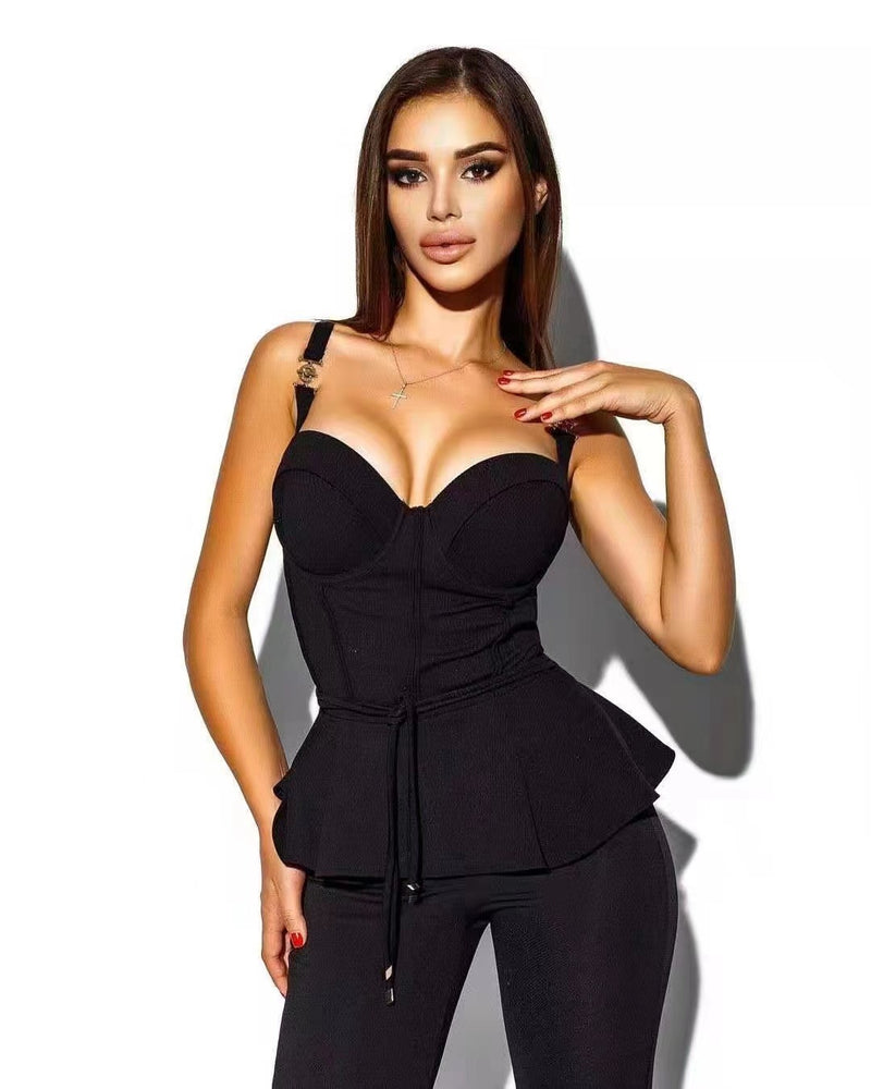 Tief ausgeschnittener, taillierter Camisole-Top-Strumpfhosen-Modeanzug