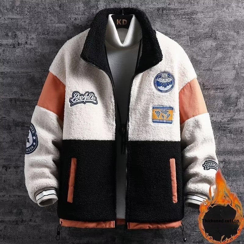 Mit Fleece gefüttertes, wattiertes und warmhaltendes Oberteil in passender Farbe