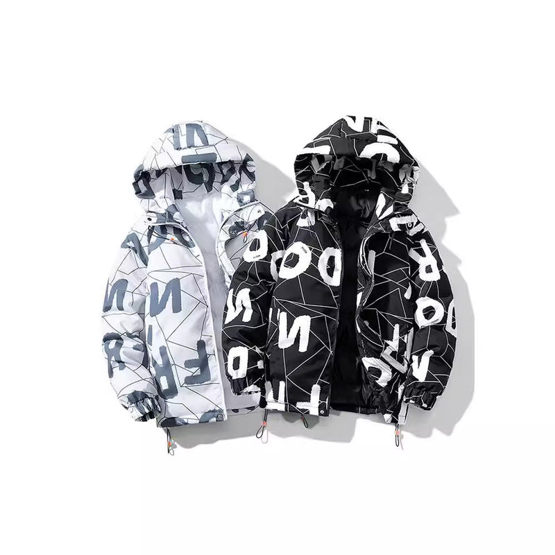 Dicker, baumwollgefütterter Mantel im Hong Kong-Stil mit Buchstaben im Unisex-Stil für Herren